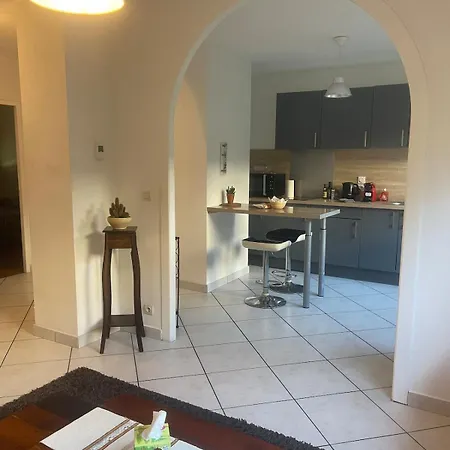 Apartment Le Bellevue - Cozy 1-bedroom - Train Station And Town Center Within Walking Distance Dijon