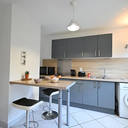 Le Bellevue - Cozy 1-bedroom - Train Station And Town Center Within Walking Distance *