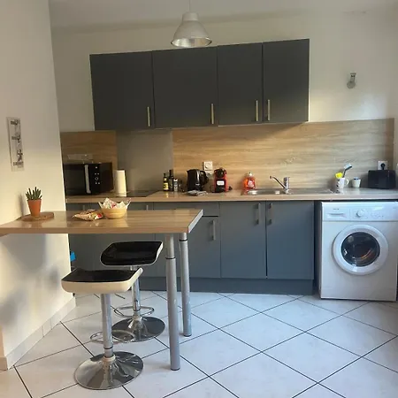 Le Bellevue - Cozy 1-bedroom - Train Station And Town Center Within Walking Distance